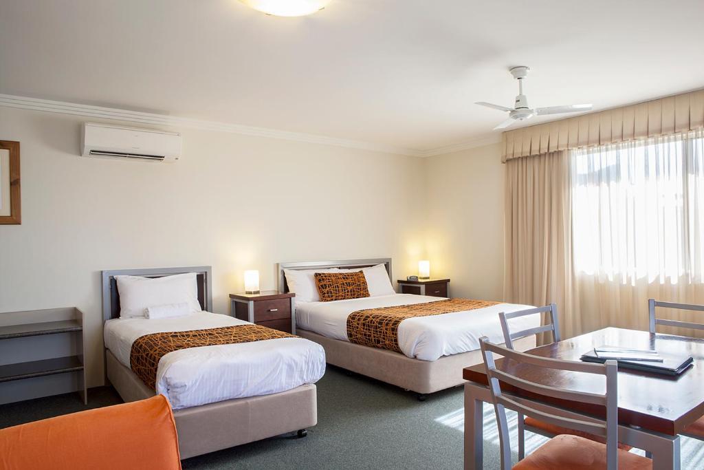 Mandarin Motel Macksville Room photo